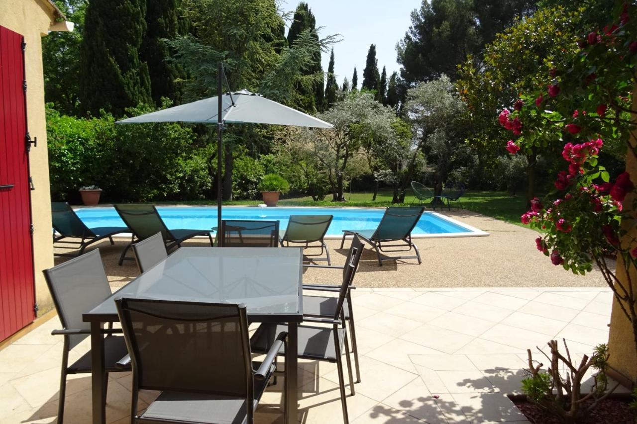 Villa The Blue Tit - Private Swimming Pool LʼIsle-sur-la-Sorgue Exterior foto